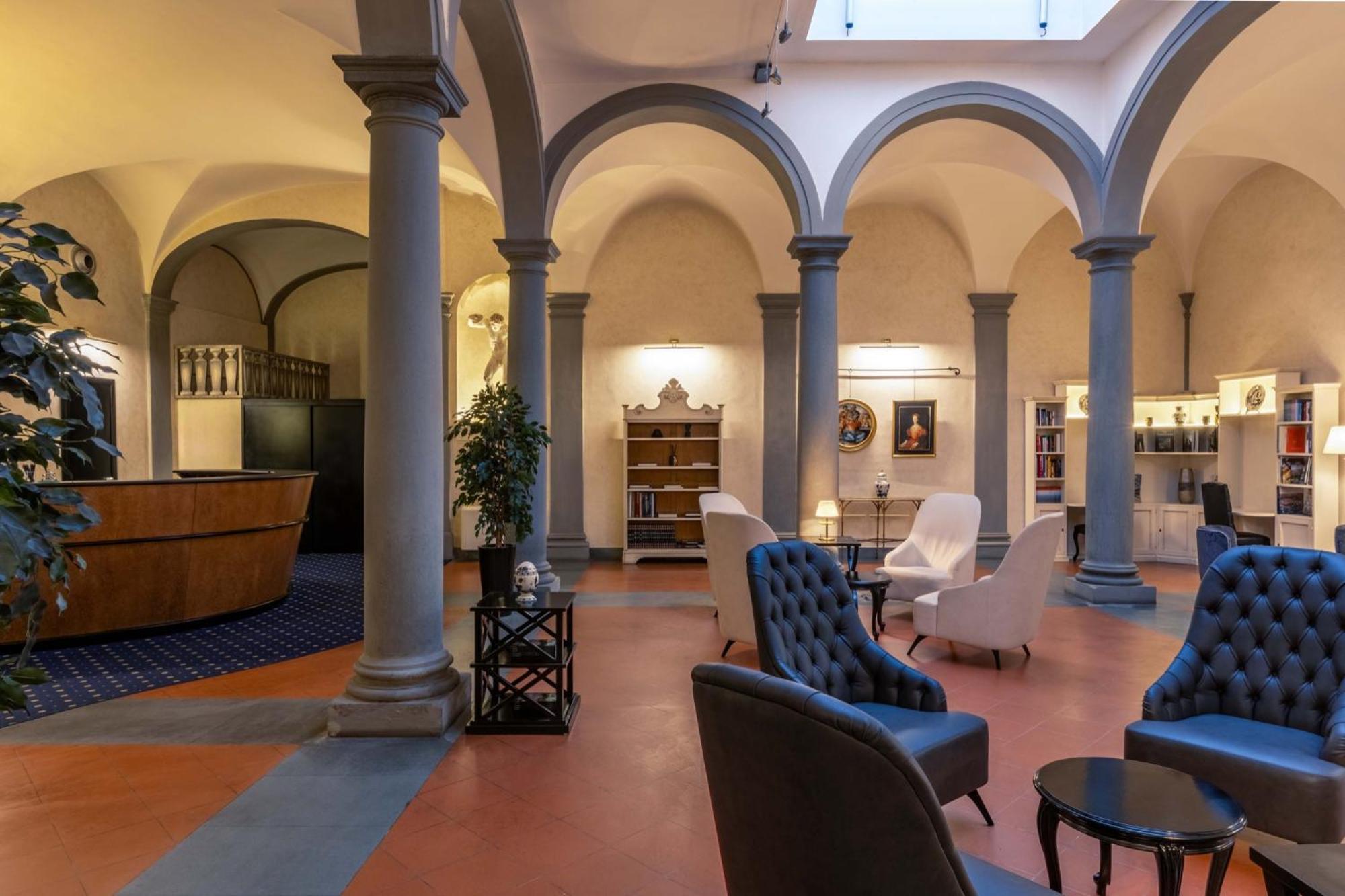 Relais Hotel Centrale "Dimora Storica" Florence Exterior photo