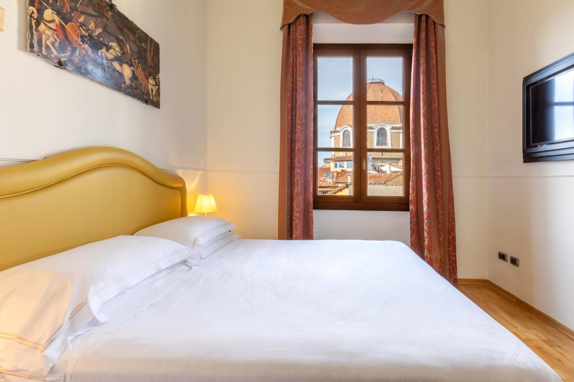 Relais Hotel Centrale "Dimora Storica" Florence Exterior photo