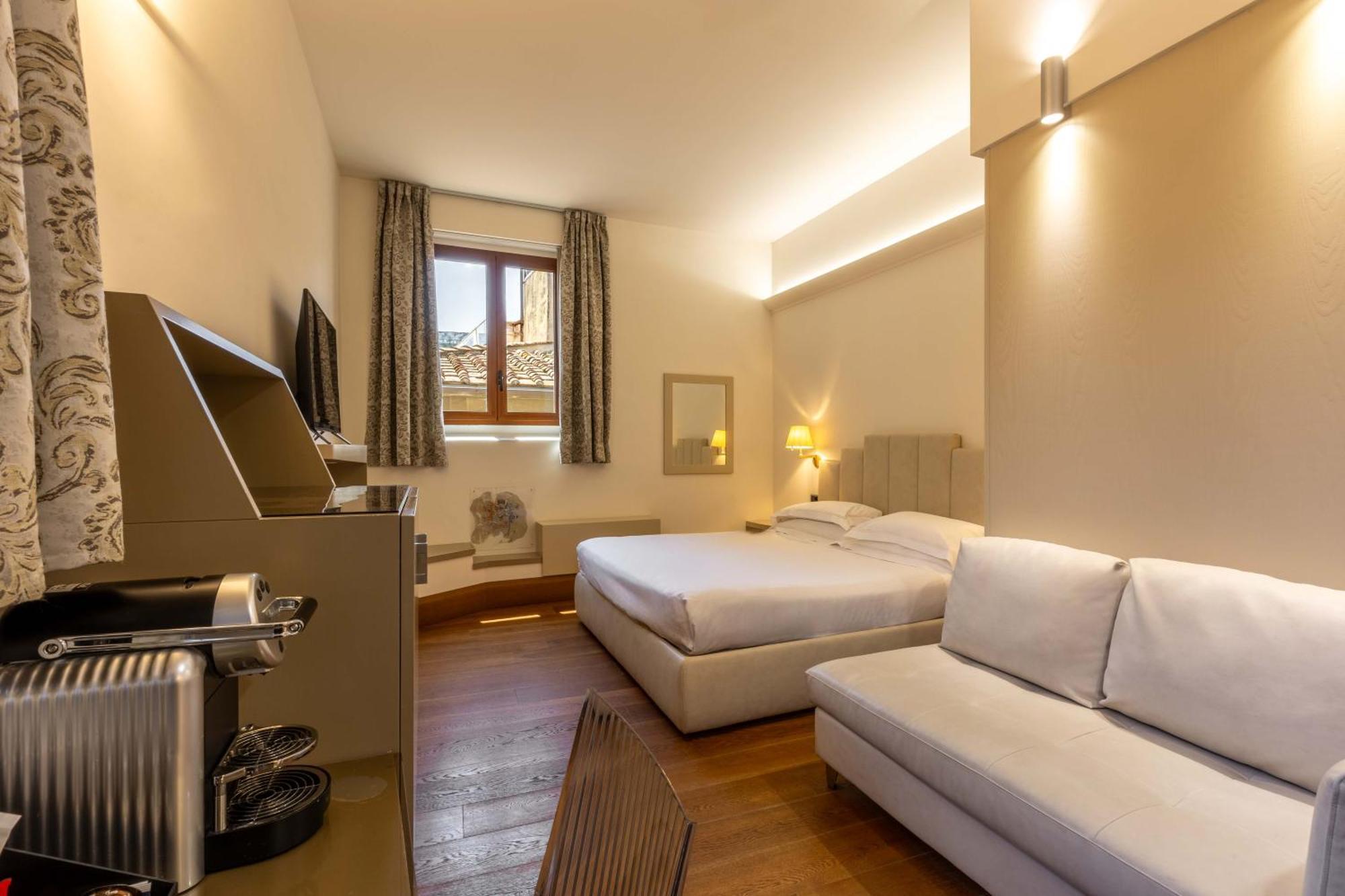 Relais Hotel Centrale "Dimora Storica" Florence Exterior photo
