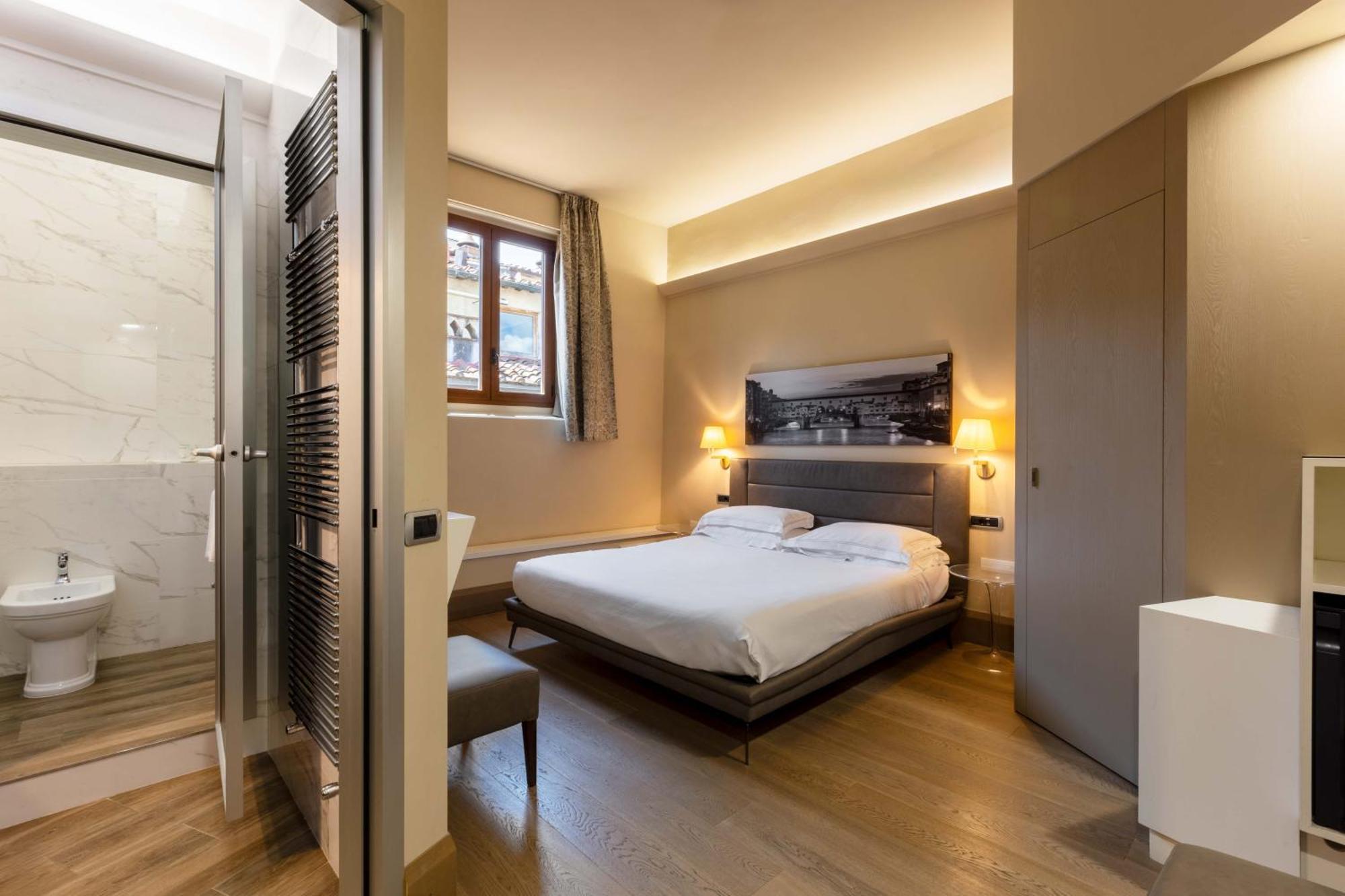 Relais Hotel Centrale "Dimora Storica" Florence Exterior photo